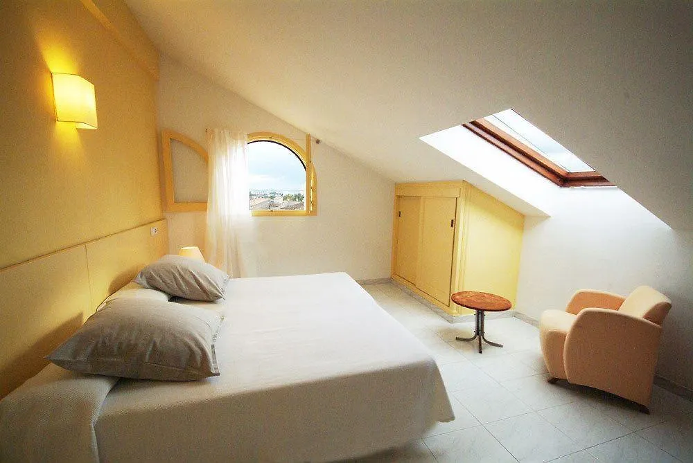 Fonda Llabres Boutique Hotel Alcudia  Alcudia (Mallorca)